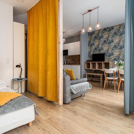 Apartamenty Sun & Snow 19 Dzielnica With Free Parking 华沙 外观 照片