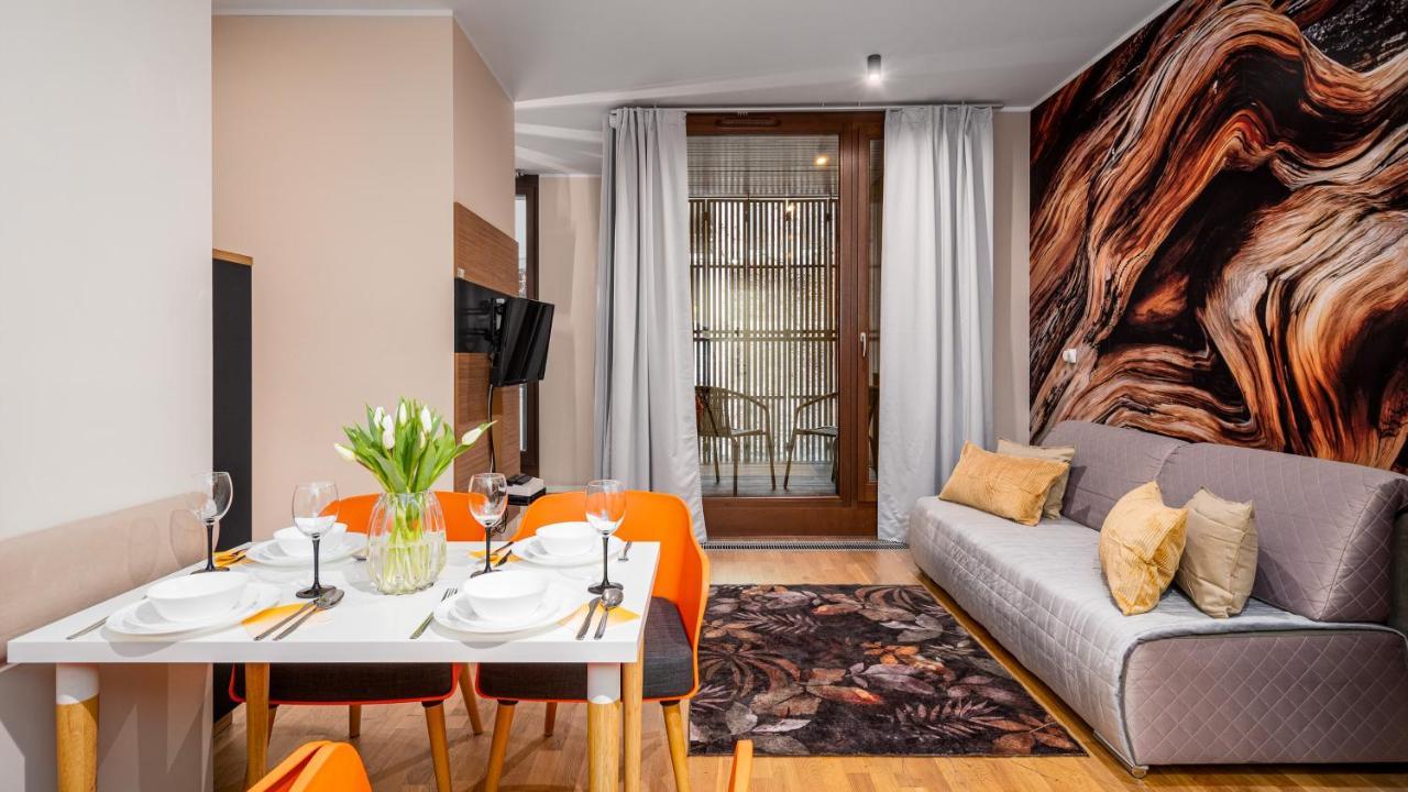 Apartamenty Sun & Snow 19 Dzielnica With Free Parking 华沙 外观 照片