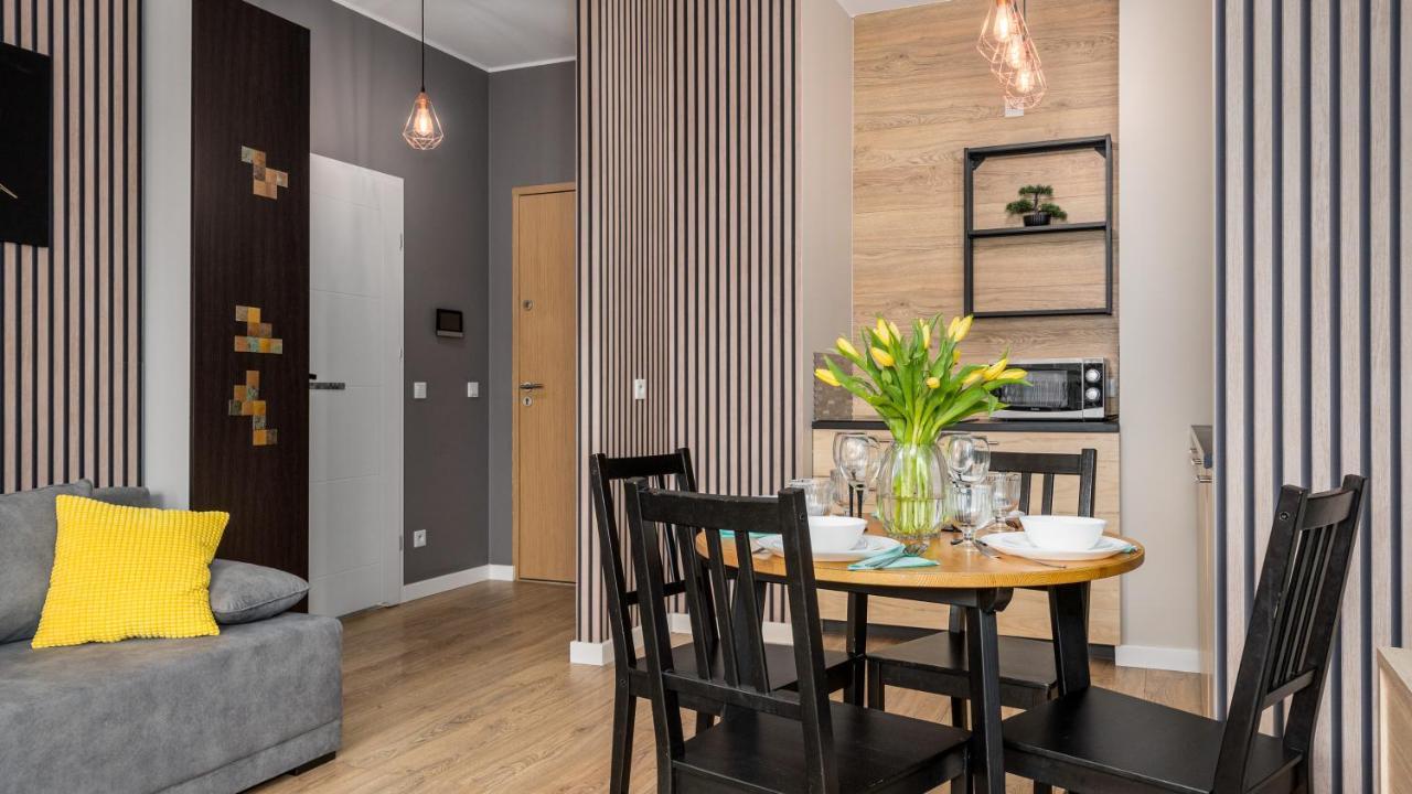 Apartamenty Sun & Snow 19 Dzielnica With Free Parking 华沙 外观 照片